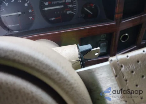 1994 Jeep Cherokee Country z USA, uszkodzony, nr VIN 1J4FT78SXRL128638